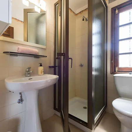 2br House - Solarium Terrace Shower - 13 Willa